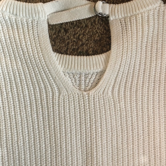 GAP off-white sweater - Picture 4 of 4